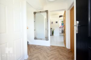 Photo 27- click for photo gallery